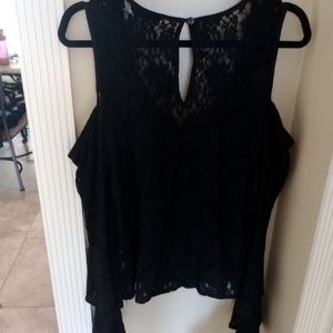Women's boutique black lace bell sleeve top by redhaut size Medium
